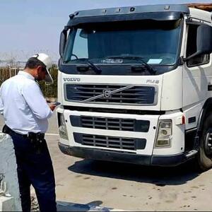  توقیف یک کامیون با راننده 15 ساله