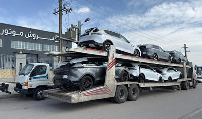  بارگیری وویا فری از سلفچگان به تهران جهت تحویل به مشتریان سروش موتور