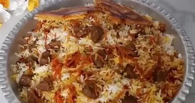 طرز تهیه هویج پلو با گوشت، غذای مجلسی و بسیار خوشمزه !
