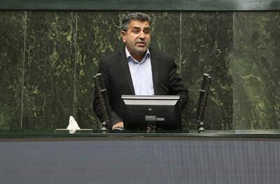  سفر برخی از مدیران به خارج از کشور مشکوک است!