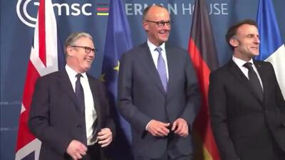  ببینید/ صحنه‌ای خبرساز در نشست اروپا/ نادیده گرفتن عمدی ماکرون توسط صدراعظم آلمان