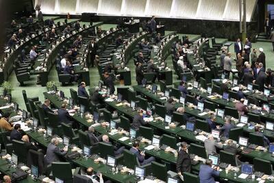  اخذ عوارض از گردشگران خارجی در سال آینده