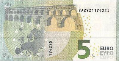  اخذ عوارض 5 یورویی از گردشگران خارجی در سال آینده