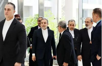  تحلیل‌گر سعودی: مذاکرات میان ایران و آمریکا با محوریت اقتصاد و انرژی، در حال پیشرفت است؛ این موضوع می‌تواند به اهرمی برای دستیابی به توافق تبدیل شود/ منافع اقتصادی همواره از شدت مواضع تقابلی می‌کاهد