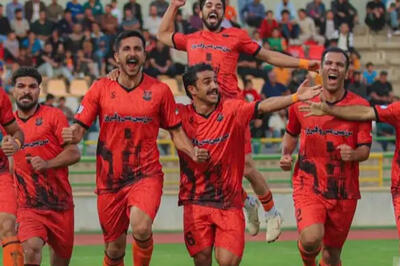  پیروزی نفت آبادان و شهربابکی‌ها در روز توقف نساجی