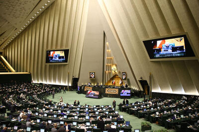  حداقل نرخ عوارض کالاهای آسیب‌رسان در سال آینده ۲ درصد تعیین شد