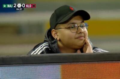  عکس | ضرب و شتم توپ جمع‌کن در لیگ عربستان