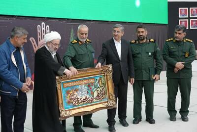  گردهمایی پیش‌کسوتان سپاه لرستان برگزار شد