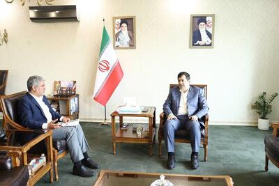  ارائه برنامه‌های فدراسیون شمشیربازی به وزیر ورزش