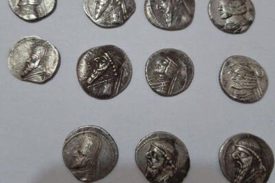  ماجرای کشف سکه های  تاریخی دوره اشکانی در دره‌شهر