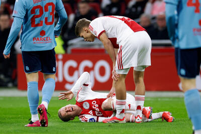  پایان دوران الکساندر زینچنکو در آژاکس پس از تنها ۳ دقیقه بازی؟ / عکس - پارس فوتبال