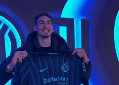  الساندرو میکلتو، فوق ستاره والیبال ایتالیا طرفدار متعصب اینتر