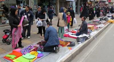  فعالیت ۳۵ هزار دستفروش در تهران / حدود یک‌ سوم دستفروشان پایتخت در بازارهای ساماندهی‌ شده فعالیت می‌ کنند
