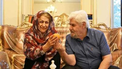  فیلم  / نگاهی به چیدمان اصیل خانه ساده مرحوم عنایت بخشی بازیگر قبل و بعد انقلاب / از صمیمیت عاشقانه با همسرش تا میلمان خوشرنگ و  آشپزخانه ای ساده / روحش شاد