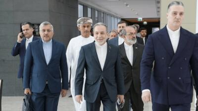  قنبری، عضو تیم مذاکره کننده ایران: منافع مشترک در حوزه‌های نفت و گاز، میادین مشترک، سرمایه‌گذاری‌های معدنی و حتی خرید هواپیما در متن مذاکرات آورده شده است - سلام نو