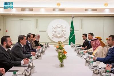  پیام چندلایه دیدار وزرای خارجه عربستان و سوریه | میانجی‌گری یا مدیریت بحران؟