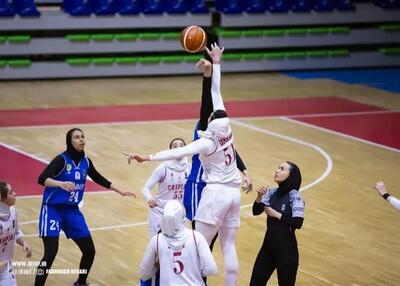  صعود آسان استقلال به نیمه نهایی لیگ برتر بسکتبال