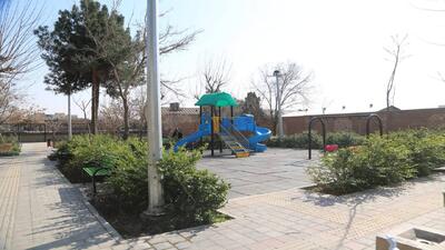  بازسازی و ایمن‌سازی ۵۸ بوستان فعال منطقه ۱۰ با رویکرد ارتقای کیفیت زندگی شهری