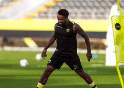  جانشین بنزما به دوحه سفر کرد