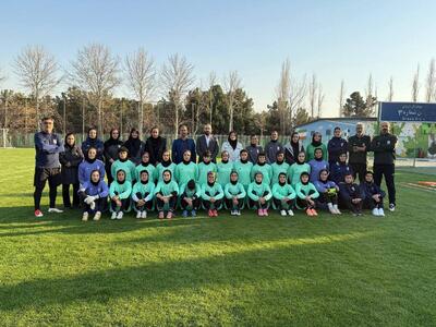  اعضای هیات رئیسه  مهمانان ویژه تمرین تیم ملی فوتبال بانوان