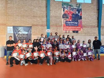  قهرمانی تیم شریفی در نخستین لیگ اسکیت اینلاین هاکی دختران زیر ۱۴ سال اصفهان