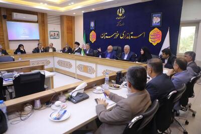  استاندار خوزستان: مسوولان به دنبال بهانه‌ای برای حل مشکل های مردم باشند / آرامش و رضایتمندی در اولویت است