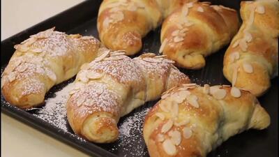  طرز تهیه شیرنی حلزونی کرم دار با موادی ساده و ارزان