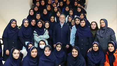  هدف ما تربیت دانش‌آموزان تک‌بعدی نیست/ ورود هوش مصنوعی به نظام آموزشی