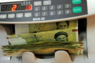  سخنگوی کمیسیون تلفیق: حقوق سربازان در سال آینده بیش از ۱۱ میلیون تومان در نظر گرفته شده/ افزایش ۵۰ درصدی مستمری کمیته امداد و بهزیستی/ مازاد بر افزایش حقوق‌ها، ۳۰ درصد هم برای پرداخت مرحله سوم متناسب‌سازی حقوق بازنشستگان در نظر گرفته شده