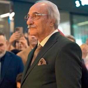  گلایه یک فعال سیاسی از رفتار تحقیرآمیز با ساعدی‌نیا؛ به خشونت کلامی در کلام مسئولان پایان داده شود