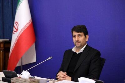  وزیر ارتباطات درباره ادعای بابک زنجانی درباره نصب وایرلس‌ روی تاکسی‌ها برای پخش اینترنت در سطح کشور: افراد می‌توانند ادعایی در این باره داشته باشند؛ ما مسئولیتی نسبت به آن نداریم/ اینکه چه کسانی از این امکان استفاده کنند، طبیعتاً سازوکار بین‌المللی دارد