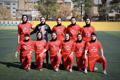  تیم زنان تراکتور در یک قدمی صعود به لیگ‌ دسته یک