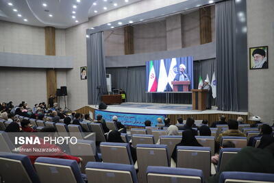  امام جمعه تبریز: رسالت خبرنگار، بیان حقیقت است؛ حتی اگر تلخ باشد