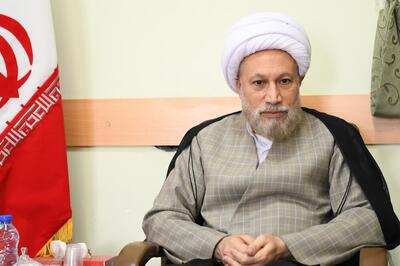  امام جمعه شیراز: تربیت محور بودن به عنوان پیش‌شرط مدارس تعریف شود