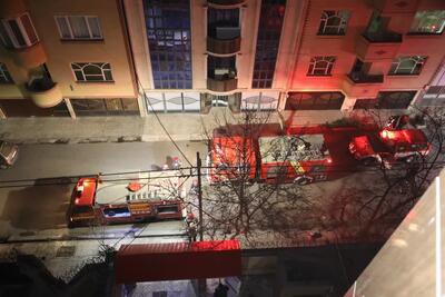  نجات ۱۲ نفر از آتش‌سوزی یک مجتمع مسکونی مشهد