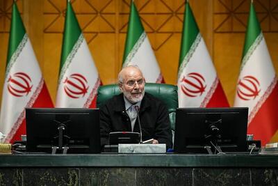  حقوق کارکنان و بازنشستگان حداقل ۳۲ درصد افزایش می‌یابد