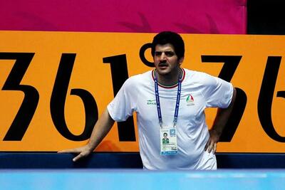  استوری رسول خادم پس از ناآرامی های اخیر در ایران/ هم‌خوانی شعر «از خون جوانان وطن» توسط اسطوره کشتی ایران و پهلوانان زورخانه/ ویدئو