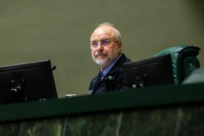  فیلم/ توضیحات قالیباف درباره افزایش پلکانی و معکوس حقوق‌ها