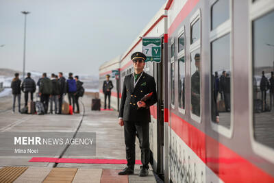  پیش‌فروش بلیت قطار مسافری اسفندماه آغاز شد