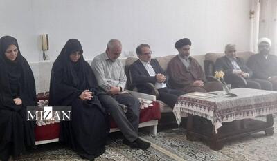  دیدار رئیس سازمان بازرسی با خانواده شهید عقیل محمدی در تیران و کرون