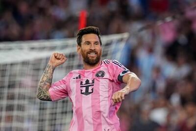  عکس | شام عاشقانه مسی و همسرش در شب ولنتاین - پارس فوتبال