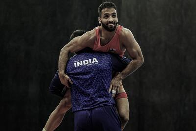  ظهور یک مدعی تازه در ۶۵ کیلوگرم؛ کالکال در مسیر شکستن طلسم طلای المپیک کشتی هند - پارس فوتبال