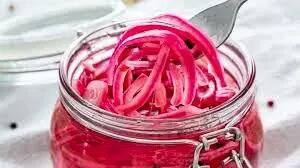  چگونه ترشی پیاز بندری درست کنیم؟