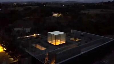  فیلم معماری ویلای شاهکار/ازش فقط یه مکعب معلومه بقیش تو زمین شیب دار پشتشه