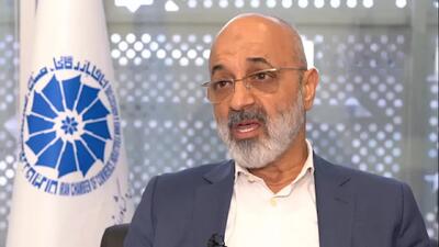  همواره دخالت در بازار ارز به اقتصاد ضرر می زند | ضرورت مقابله جدی با توزیع ارز غیرمولد