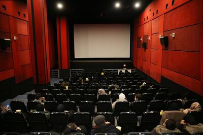  بلیت سینما گران می‌شود