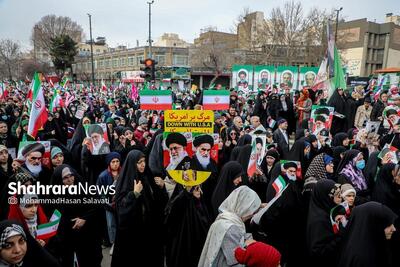  فرماندار مشهد: ۱.۵ میلیون نفر مشهدی در راهپیمایی ۲۲ بهمن امسال شرکت کردند