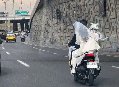  عروس و داماد موتورسوار در تهران + عکس