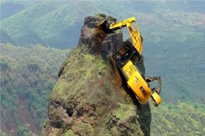  ابزارآلات غول پیکر؛ بیل مکانیکی آوردن کوه رو بخوره
