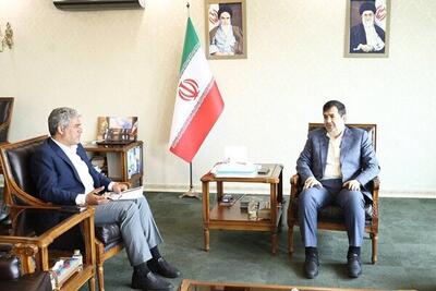  ارائه برنامه‌های فدراسیون شمشیربازی به وزیر ورزش و جوانان